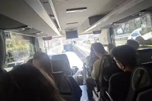 (Βίντεο Kerkida) Pregame από το λεωφορείο με ύμνο!
