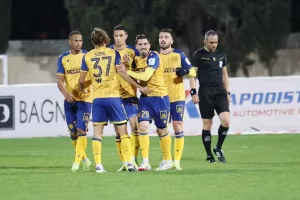 Μασέκο και Παρούτης χάρισαν το...διπλό (φώτος)