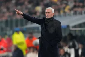 Μουρίνιο: Δέκα σερί νοκ άουτ χωρίς νίκη στο Champions League