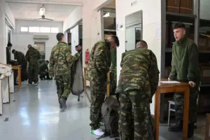 Ξεκίνησε η νέα εποχή για τη στρατιωτική θητεία - Τι αλλάζει
