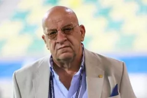 Ενώπιον Δικαστηρίου ο Κούμας - Επιδόθηκε το κατηγορητήριο