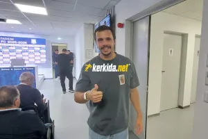 Πρώτο γύρο... θεατής, τώρα γήπεδο!