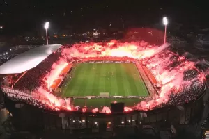 (Βίντεο) Η Τούμπα πήρε φωτιά... για τις 7 ψυχές