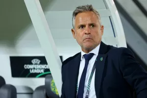 Μεταγραφή... από Οβιέδο