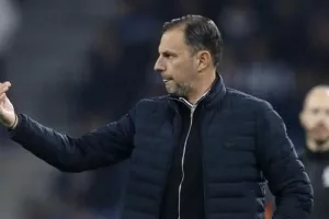 Συλαϊδόπουλος: «Δεν είναι εύκολο να αλλάζεις τόσους παίκτες στη μέση της σεζόν» 