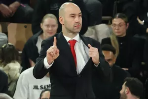 Σπανούλης: “Ο Μακουντού είναι εκτός ομάδας, γιατί εκείνος το θέλει”