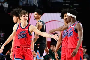 Η ομάδα του Βινς Κάρτερ κατέκτησε το Rising Stars του All-Star Game