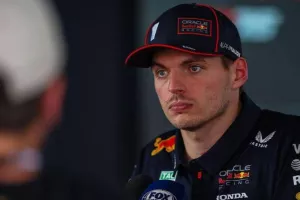 Απίθανη ατάκα Φερστάπεν για τη νέα Red Bull με... στεροειδή!