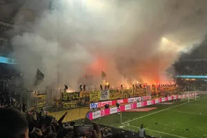 (Βίντεο-Φώτος kerkida) Εκπληκτική ατμόσφαιρα οι ΑΕΚτζήδες
