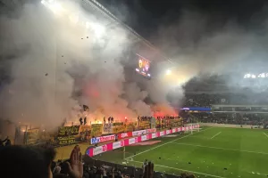 (Βίντεο-Φώτος kerkida) Εκπληκτική ατμόσφαιρα οι ΑΕΚτζήδες