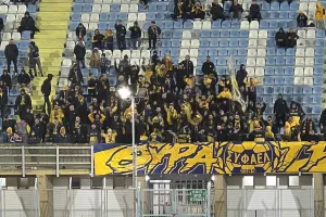 (Βίντεο Kerkida) Οι ΑΕΛίστες... στο Παραλίμνι