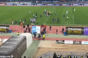 (ΒΙΝΤΕΟ Kerkida) Έντονη γιούχα στον Θελάδες!