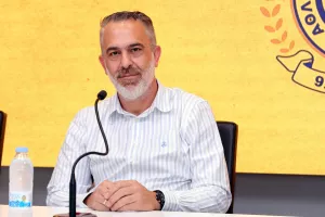 Μίτινγκ/ΑΕΛ