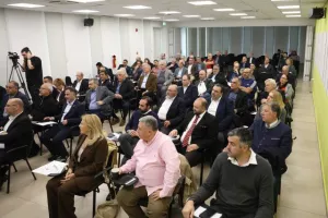 Ξεκίνησε το 36ο Συνέδριο ΕΑΚ-ΠΣΑΤ(Φώτος)