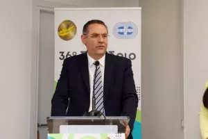 Ξεκίνησε το 36ο Συνέδριο ΕΑΚ-ΠΣΑΤ(Φώτος)
