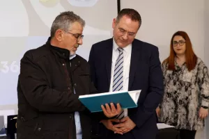 Ξεκίνησε το 36ο Συνέδριο ΕΑΚ-ΠΣΑΤ(Φώτος)