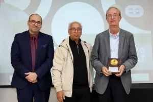 Ξεκίνησε το 36ο Συνέδριο ΕΑΚ-ΠΣΑΤ(Φώτος)