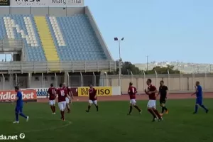 Απευθείας εκτέλεση φάουλ (ΒΙΝΤΕΟ)
