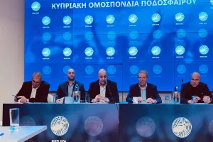 Φώτος...από Συνέλευση