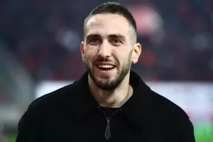 Φορτούνης: "Πάντα προτεραιότητα ο Ολυμπιακός - Θα ήταν ιδανικό να αποσυρθώ εδώ"