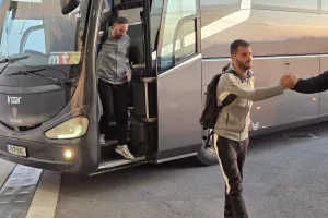 (Φώτος Kerkida) Έφτασε στην Αρένα η ΑΕΚ