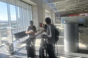 (Φώτος Kerkida) Πέταξε... για Αγγλία η ΑΕΚ