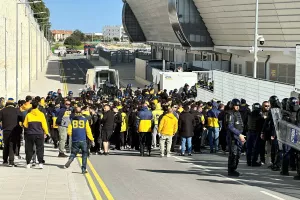 Άφιξη... λεόντων/ΦΩΤΟΣ