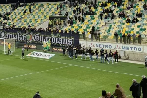 (Φώτος Kerkida) Γύρο... θριάμβου οι κυπελλούχοι στην Αρένα
