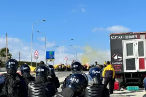 Άφιξη... λεόντων/ΦΩΤΟΣ