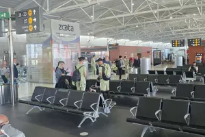 (Φώτος Kerkida) Πέταξε... για Αγγλία η ΑΕΚ