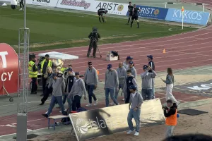 Αποθεώθηκαν οι πρωταθλητές στο "Στέλιος Κυριακίδης" (ΒΙΝΤΕΟ Kerkida)