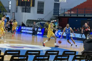 Κυριάρχησε στο φινάλε και... έφυγε για τελικό η ΑΕΛ! (Φώτος)