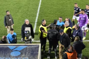 Έντονες αποδοκιμασίες!