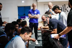 Η ΑΕΚ νίκησε τον Απόλλωνα (Φώτος)