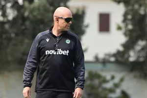 (Φώτος) Προετοιμασία... Ομόνοια