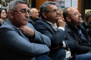 "Πετόσφαιρα στη Δερύνεια - Ένας αιώνας στο φιλέ"