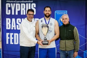 Το...σήκωσε για 3η σερί χρονιά! (Φώτος)