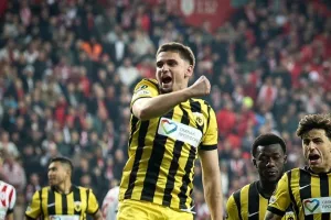 ΑΕΚ: Αποθέωσε τον Μαρίν η UEFA για το μαγικό φάουλ στη Σαμψούντα