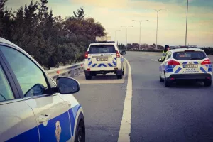 Τροχαία σύγκρουση στον αυτοκινητόδρομο Λάρνακας – Λευκωσίας/Σε κρίσιμη κατάσταση 18χρονη