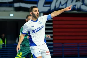ΚΥΠΕΛΛΟΥΧΟΣ η ΑΕΚ με... buzzer beater στην παράταση! (Φώτος)