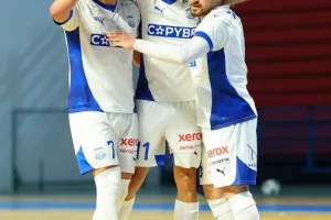 ΚΥΠΕΛΛΟΥΧΟΣ η ΑΕΚ με... buzzer beater στην παράταση! (Φώτος)