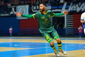ΚΥΠΕΛΛΟΥΧΟΣ η ΑΕΚ με... buzzer beater στην παράταση! (Φώτος)