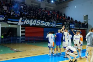 ΚΥΠΕΛΛΟΥΧΟΣ η ΑΕΚ με... buzzer beater στην παράταση! (Φώτος)