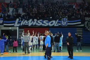 ΚΥΠΕΛΛΟΥΧΟΣ η ΑΕΚ με... buzzer beater στην παράταση! (Φώτος)