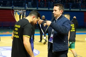 ΚΥΠΕΛΛΟΥΧΟΣ η ΑΕΚ με... buzzer beater στην παράταση! (Φώτος)