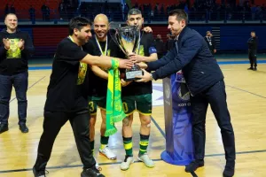 ΚΥΠΕΛΛΟΥΧΟΣ η ΑΕΚ με... buzzer beater στην παράταση! (Φώτος)