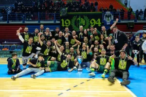 ΚΥΠΕΛΛΟΥΧΟΣ η ΑΕΚ με... buzzer beater στην παράταση! (Φώτος)