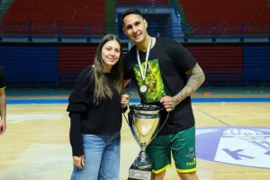 ΚΥΠΕΛΛΟΥΧΟΣ η ΑΕΚ με... buzzer beater στην παράταση! (Φώτος)