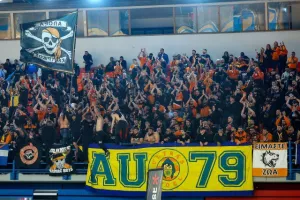 Κυριάρχησε στο φινάλε και... έφυγε για τελικό η ΑΕΛ! (Φώτος)