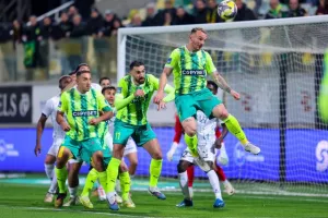 ΑΕΚ-Ακρίτας: Επιστροφή...από το 1ο ημίχρονο, στο -5 και ΤΩΡΑ Λονδίνο! (φώτος)